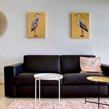 One-bedroom With Balcony And Sea View Premier Διαμέρισμα *