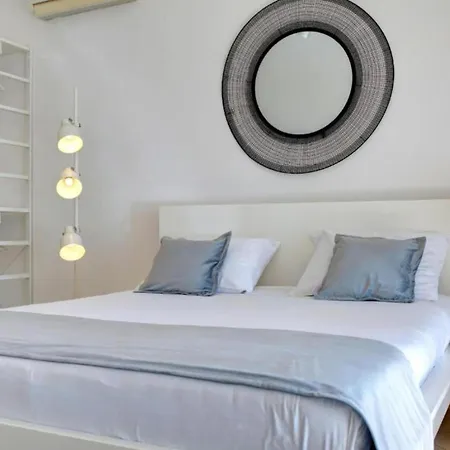 One-bedroom With Balcony And Sea View Premier Διαμέρισμα